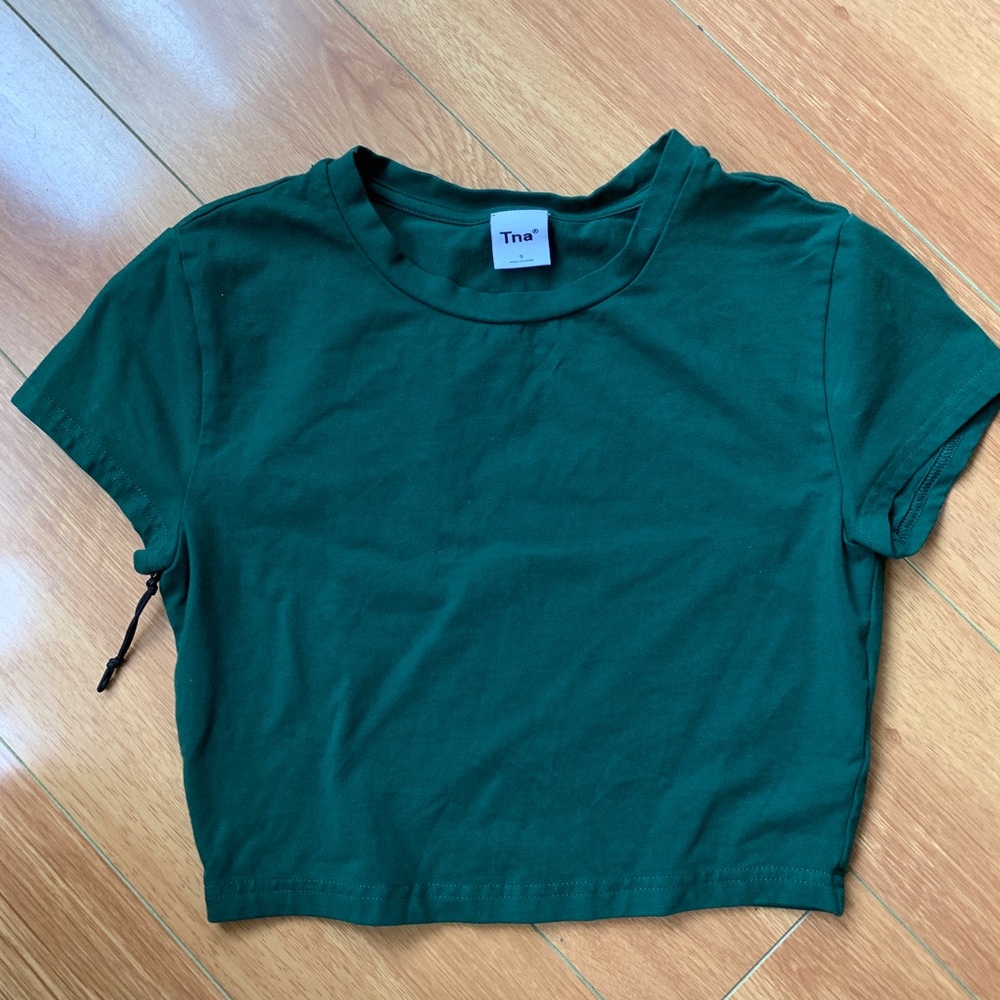 90’s Ortiz cropped shirt from Aritzia